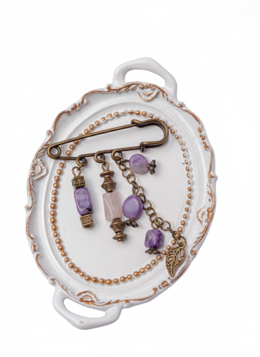 ჩარიოტისა და ვარდისფერი კვარცის ვინტაჟური ბროში A250004